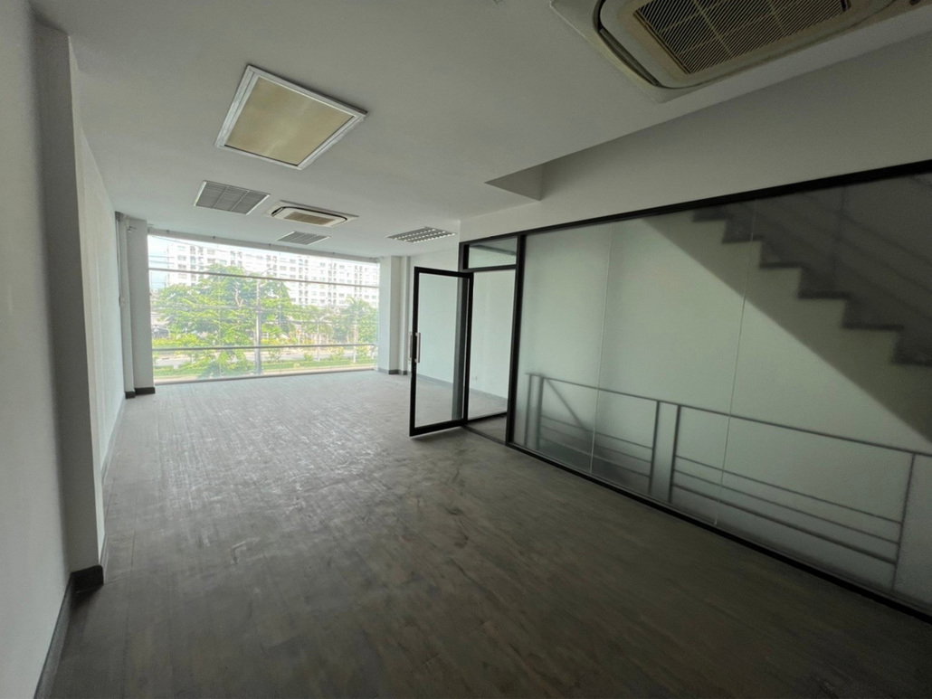รูป Call : 098-247-8889 ขายด่วน อาคารพาณิชย์ โฮมออฟฟิศ 4 ชั้น ถนนสุขุมวิท 77 (อ่อนนุช) เขตประเวศ ใกล้ Air Port Link บ้านทับช้าง - รูปที่ 6/11