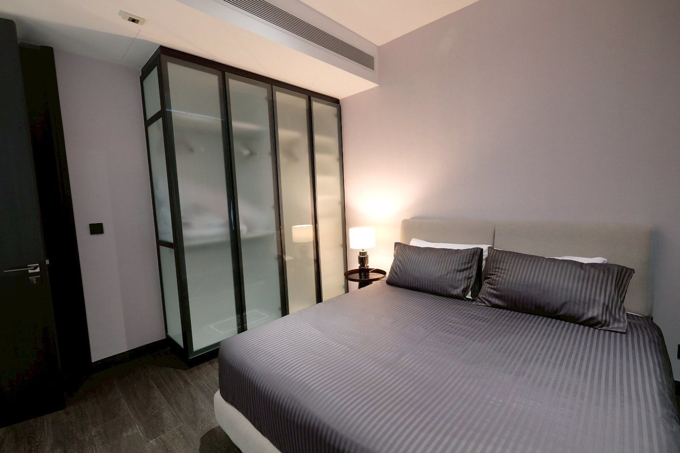 รูป LTHC15646 – Luxury Condo for Rent Sathorn | High Floor Modern Residence | Near BTS Saint Louis | 58,000 THB | คอนโดหรูให้เช่า สาทร ชั้นสูง ใกล้ BTS เซนต์หลุยส์ - รูปที่ 2/6