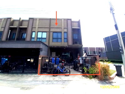 Townhouses for sale Bangkok : TOWN HOUSE 18 Sq.w. Nong Khaem Bangkok for 3M