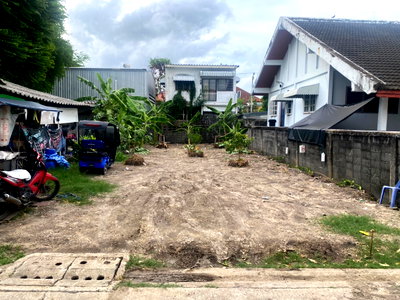 ที่ดิน ถนนโชคชัย 4 : ขายที่ดินสวยซอย ลาดพร้าว71 (นาคนิวาส21)