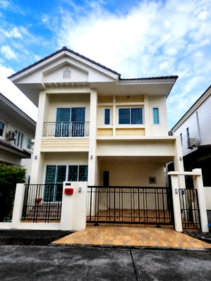 Houses for rent Promenada Chiang Mai : House for RENT! Close to Town near Big-C shopping mall, Central Festival, Fresh Market and etc.📍Location: Pimuk 4 Village