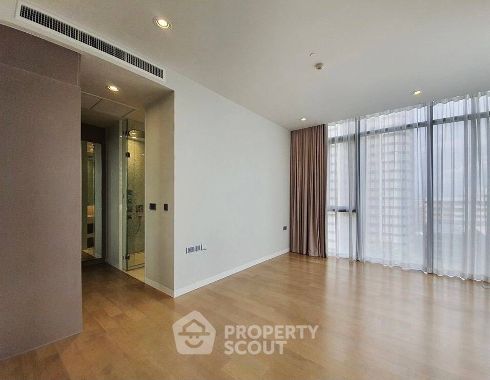 picture 2-BR Condo at Vittorio Sukhumvit 39 near BTS Phrom Phong (ID 507986) - 2/11