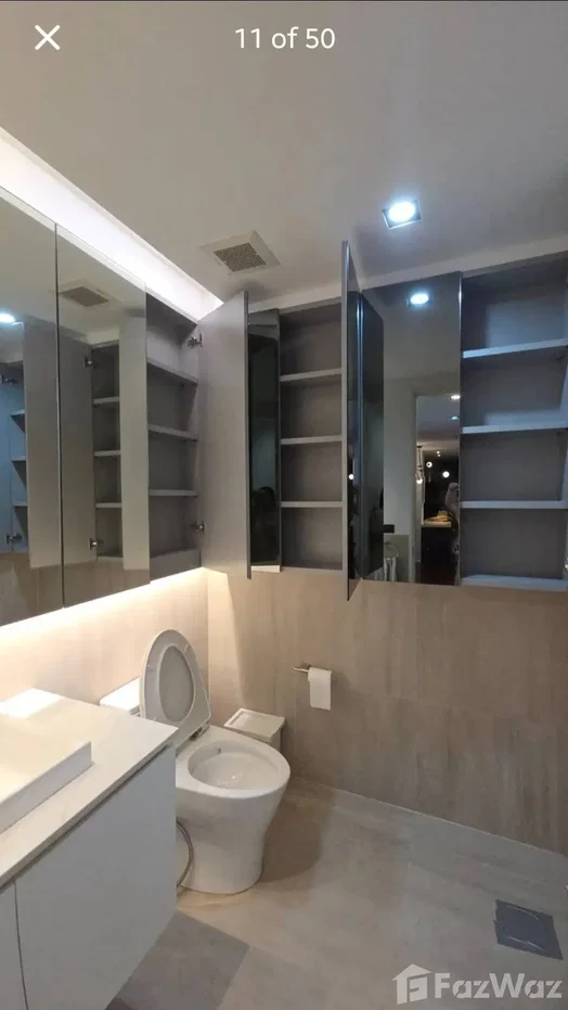 picture 1 bedroom at The Royal Navin Tower 6446813 - 10/34
