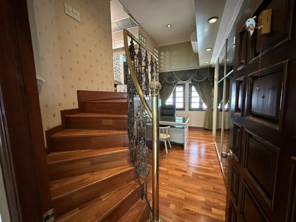 รูป WS7683 🏡✨ ให้เช่าบ้านเดี่ยวหรู ย่านสาทร | พื้นที่ขนาดใหญ่ พร้อมอยู่ ✨🏡 เพียง ราคาเช่าเพียง 189,000 บาท/เดือน - รูปที่ 19/21