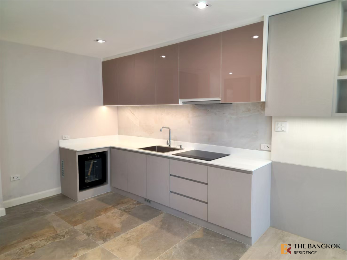 picture The Address Sukhumvit 61 near BTS Ekkamai Fully Equipped Facilities - 8/10