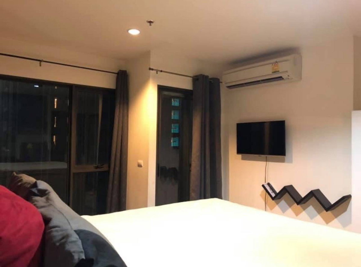 รูป Rhythm Asoke ห้อง Studio 25 ตร.ม. ชั้น 14 เฟอร์ครบ พร้อมอยู่ | 14,000 บาท/เดือน - รูปที่ 1/7