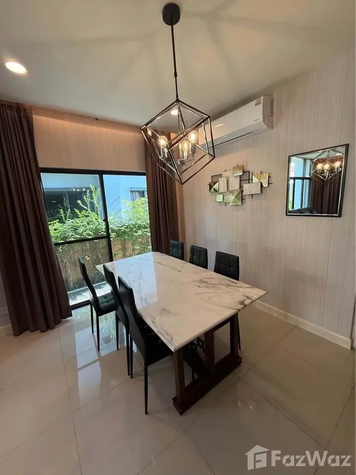 picture For Rent: Luxury Detached House - Pet friendly 6446694 - 7/12