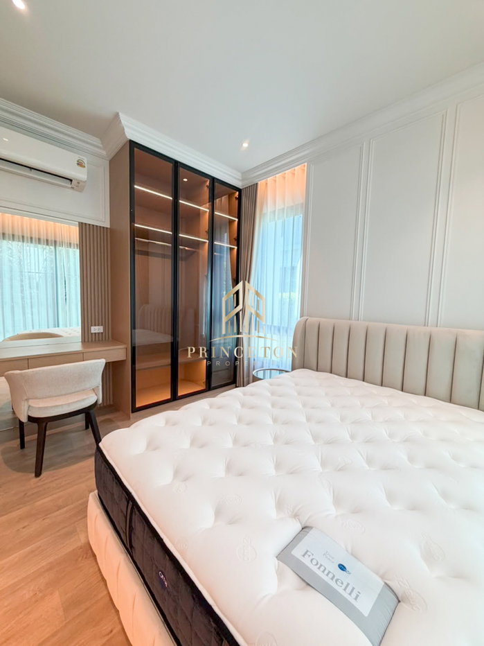 รูป บ้านเดี่ยวหรูให้เช่า ณริณสิริ พระราม9-กรุงเทพกรีฑา - รูปที่ 13/28
