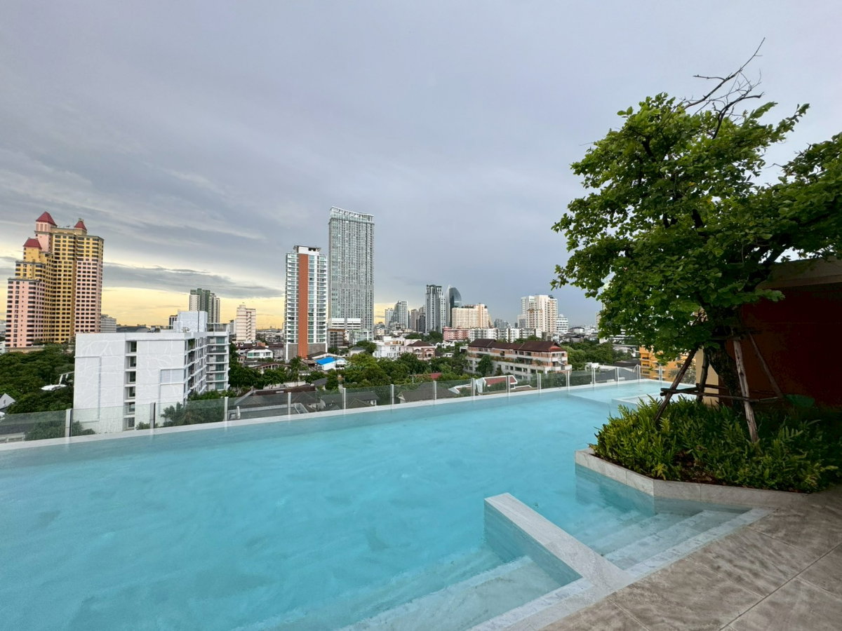 รูป ✨Savvy Ari 4 Condominium Condo for Rent!! Near BTS Ari / 3 bedrooms, 3 bathrooms. Special corner room - รูปที่ 65/77