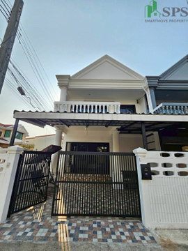 Townhouse for Rent (Corner Unit), Sukhumvit 72 near BTS Bearing (SPSP653)