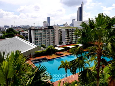 Condos for rent : 1-BR Condo 50 Sqm Q House Sathon Near BTS Krung Thon Buri (100m) (ID 1268434)