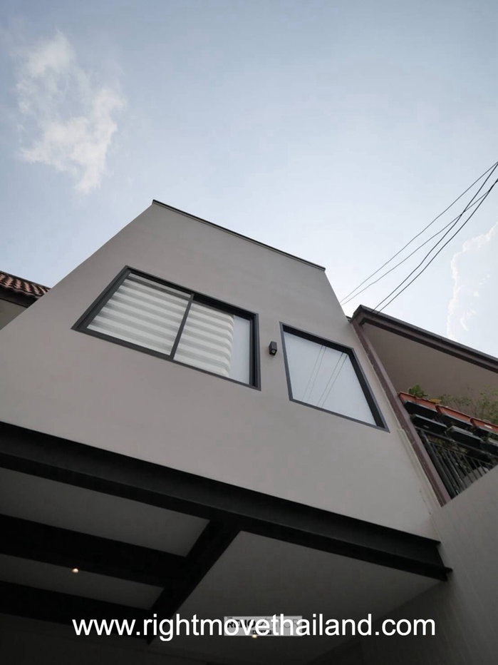 รูป ทาวน์โฮม ให้เช่า สุขุมวิท อโศก - รูปที่ 20/20