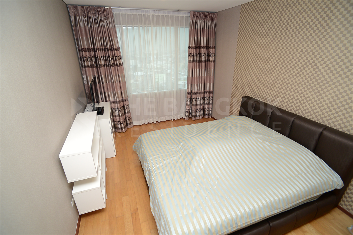 picture Villa Sathorn Easy Travel, Fully Utilized Space near BTS Krung Thonburi - 2/10