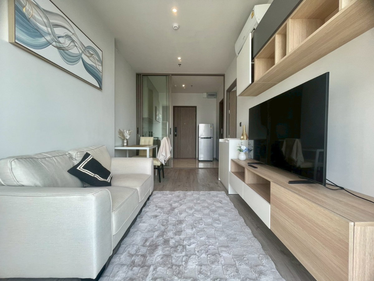 รูป **Rhythm Ekkamai Estate: สัมผัสชีวิตหรูหราใจกลางเมือง พร้อมความสะดวกสบายในทุกวัน** - รูปที่ 1/7
