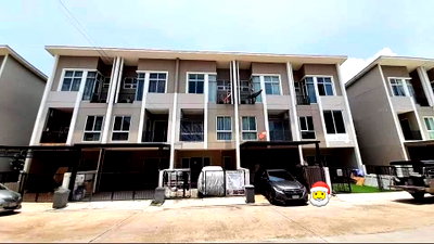 เช่าทาวน์โฮม นิคมบางชัน : 🏡 ขาย / เช่า ทาวน์โฮม 3 ชั้น หมู่บ้านซิกเนเจอร์ รามอินทรา 109 (ซ.พระยาสุเรนทร์ 24) 3 ห้องนอน 3 ห้องน้ำ ทำเลศักยภาพ รามอินทรา 109