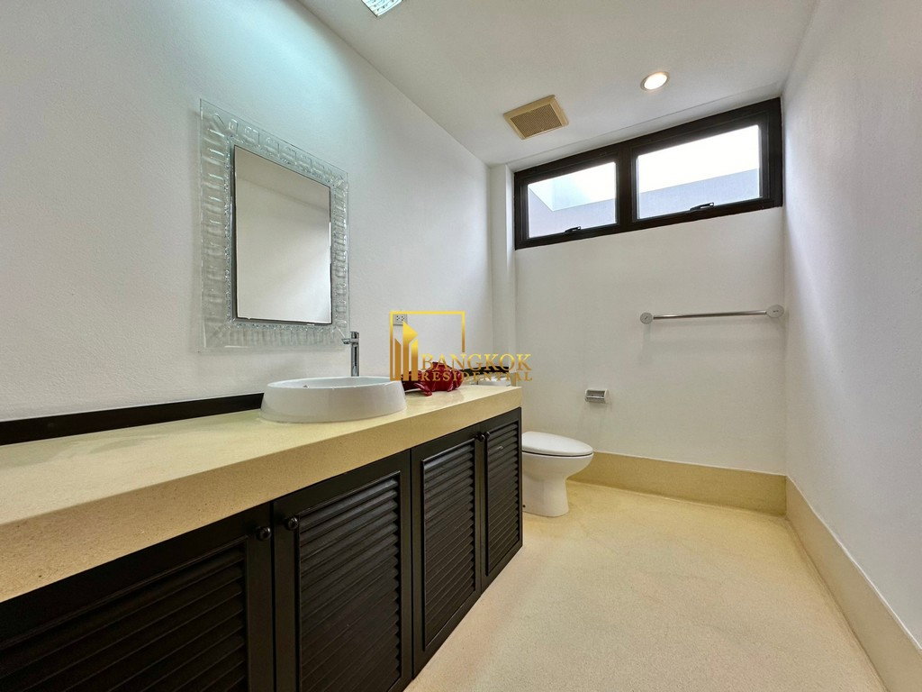 picture Exceptional 3 Bedroom House For Rent in Phrom Phong - BR0258AP - 34/54