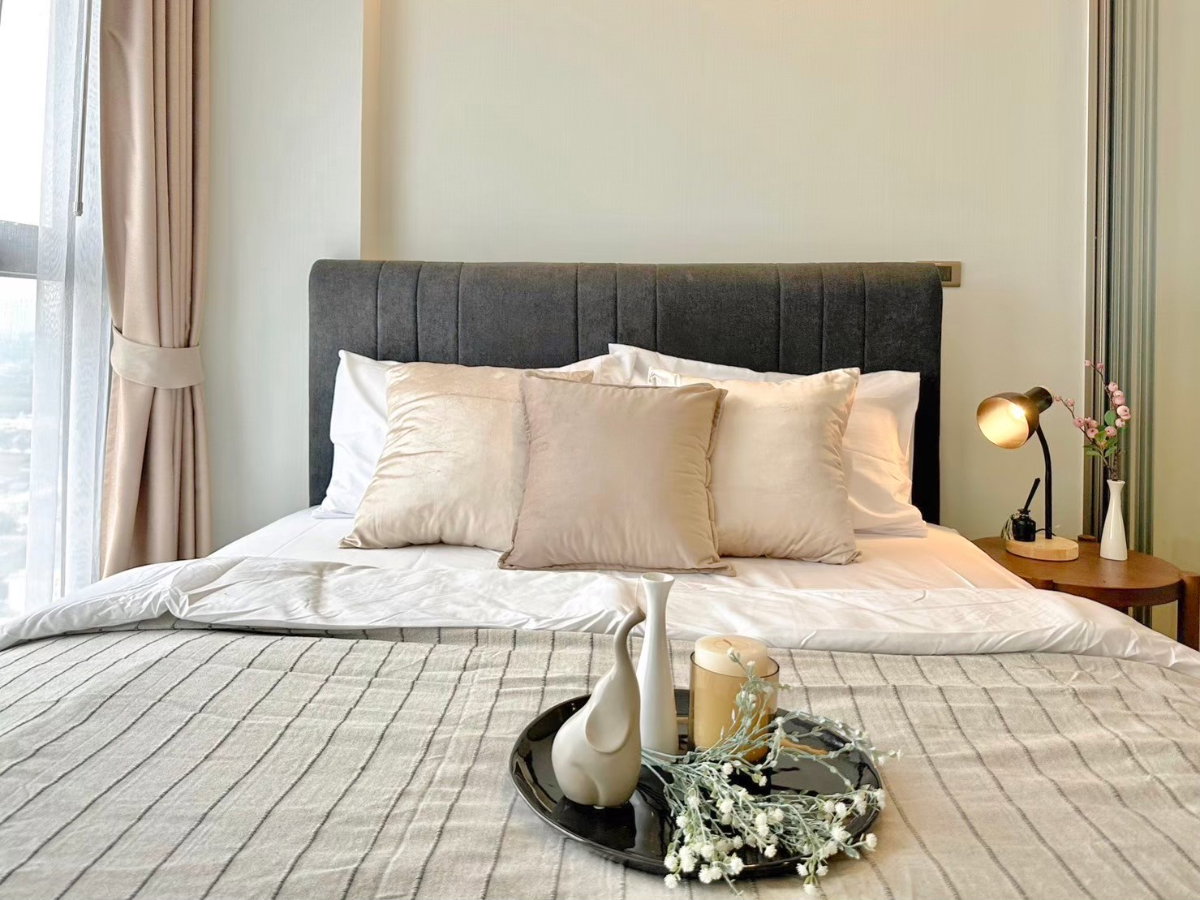 picture Condo for rent at Infinity One Chonburi. High floor unit with beautiful view and great location next to Central Chonburi. - 4/16