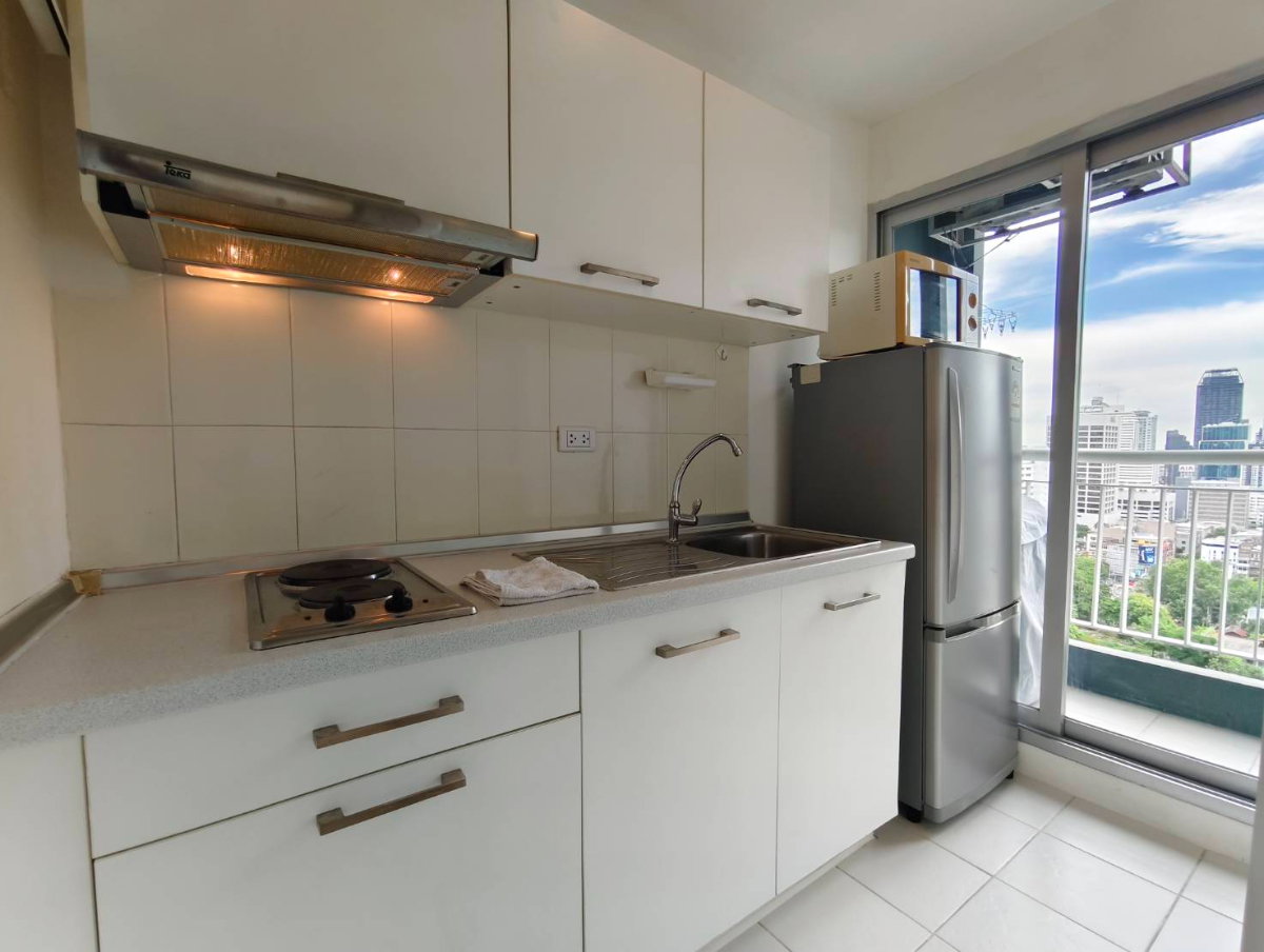 picture OMG2252  [ Life Sathorn 10 ]  Nice 1 Bedroom unit - at Sathorn CBD - for RENT 11-Jun-26 - 8/10