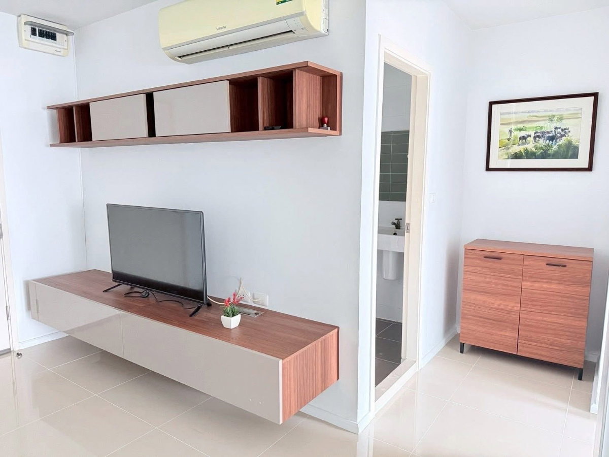 รูป ด่วน!!! ห้องสวย ใกล่ตลาดจ๊อดแฟร์ ราคาพิเศษ ให้เช่า Aspire พระราม 9 เฟอร์และเครื่องใชไฟฟ้าครบ พร้อมเข้าอยู่ - รูปที่ 4/7