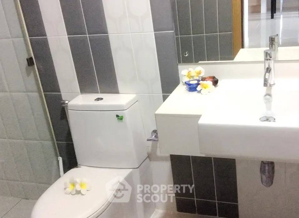 รูป คอนโด 1-ห้องนอน ที่ เซอร์เคิล คอนโดมิเนียม ใกล้ MRT เพชรบุรี (ID 2977758) - รูปที่ 10/11