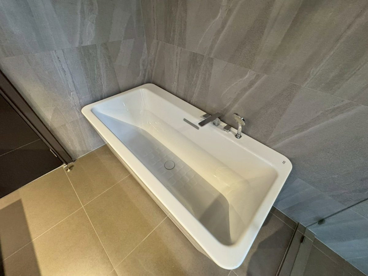 รูป ✨Savvy Ari 4 Condominium Condo for Rent!! Near BTS Ari / 3 bedrooms, 3 bathrooms. Special corner room - รูปที่ 12/77