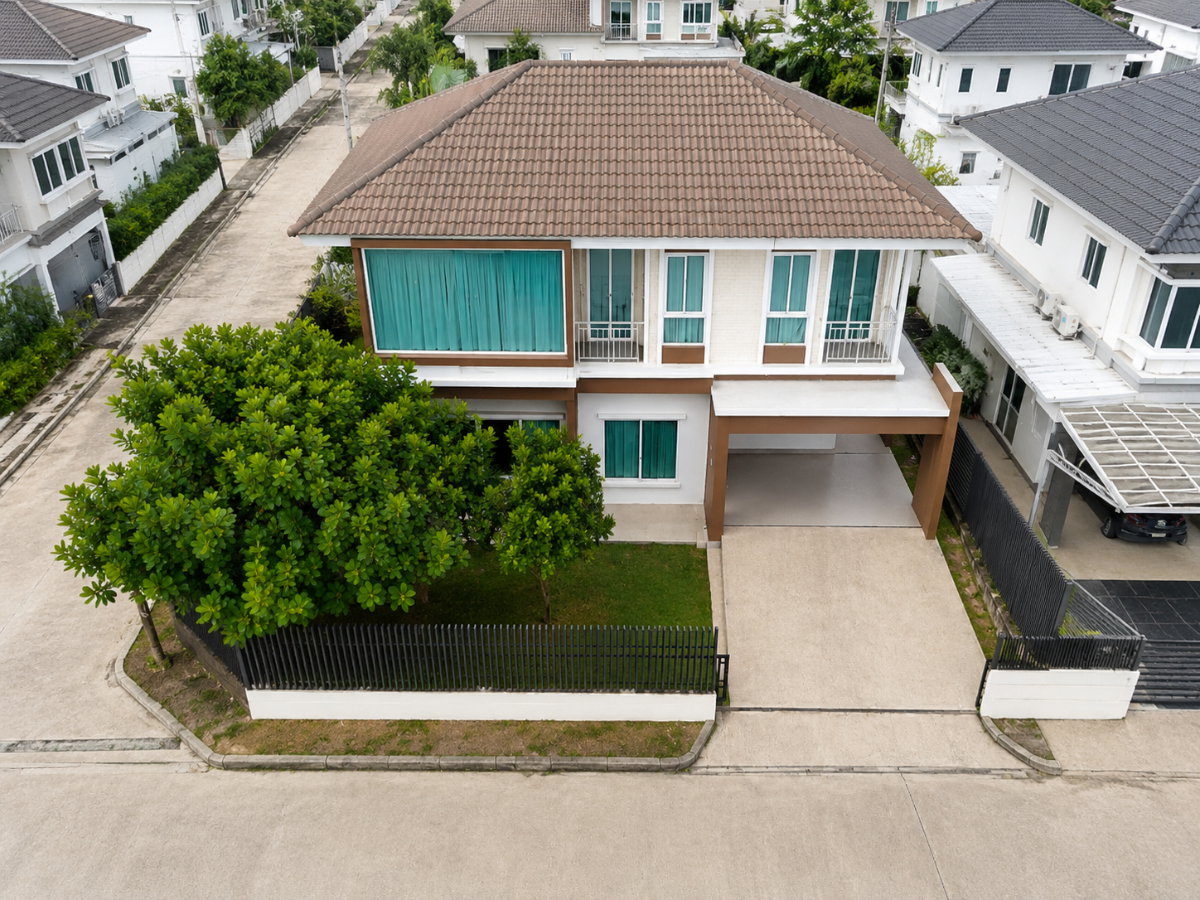บ้านเดี่ยวเดอะแพลนท์หัวมุมให้เช่า อ่อนนุช มอเตอร์เวย์ 30,000 บาท หน้าบ้านโล่ง ไม่ชนใคร พร้อมเข้าอยู่!