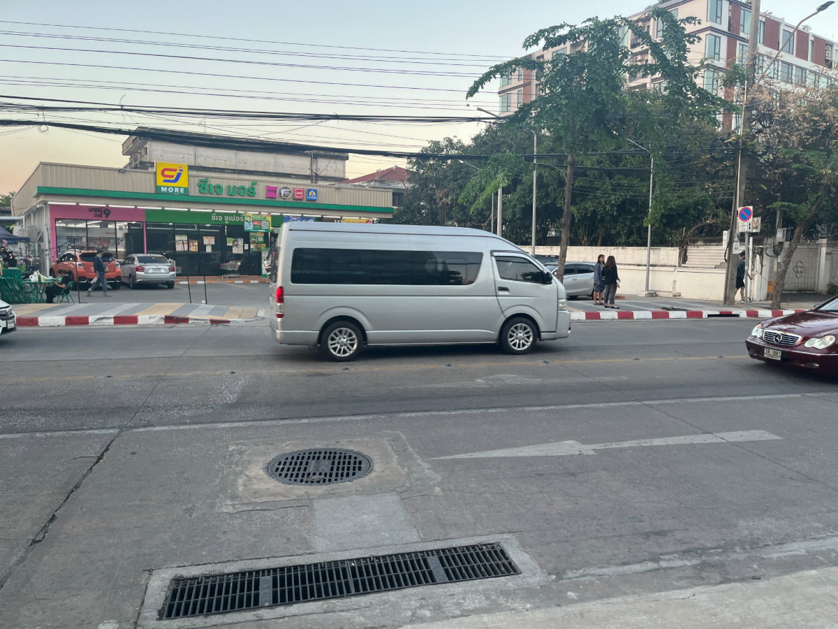 รูป อาคารพาณิชย์ให้เช่า ริมถนนสุขุมวิท 101/1 ใกล้รถไฟฟ้า  - รูปที่ 4/4
