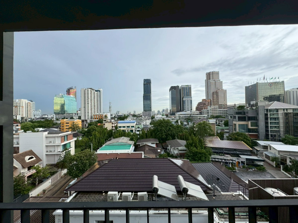 รูป ✨Savvy Ari 4 Condominium Condo for Rent!! Near BTS Ari / 3 bedrooms, 3 bathrooms. Special corner room - รูปที่ 52/77