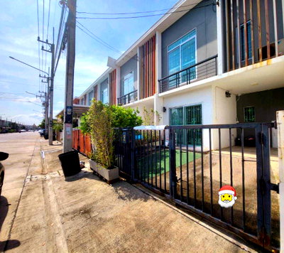 เช่าทาวน์โฮม ปทุมธานี : 🏡 ขาย / เช่า ทาวน์โฮม 2 ชั้น หมู่บ้านพฤกษา 119 คลอง 2 3 ห้องนอน 2 ห้องน้ำ บ้านสวย พร้อมอยู่ บรรยากาศเงียบสงบ ทำเลดี คลอง 2 รังสิต-คลองหลวง