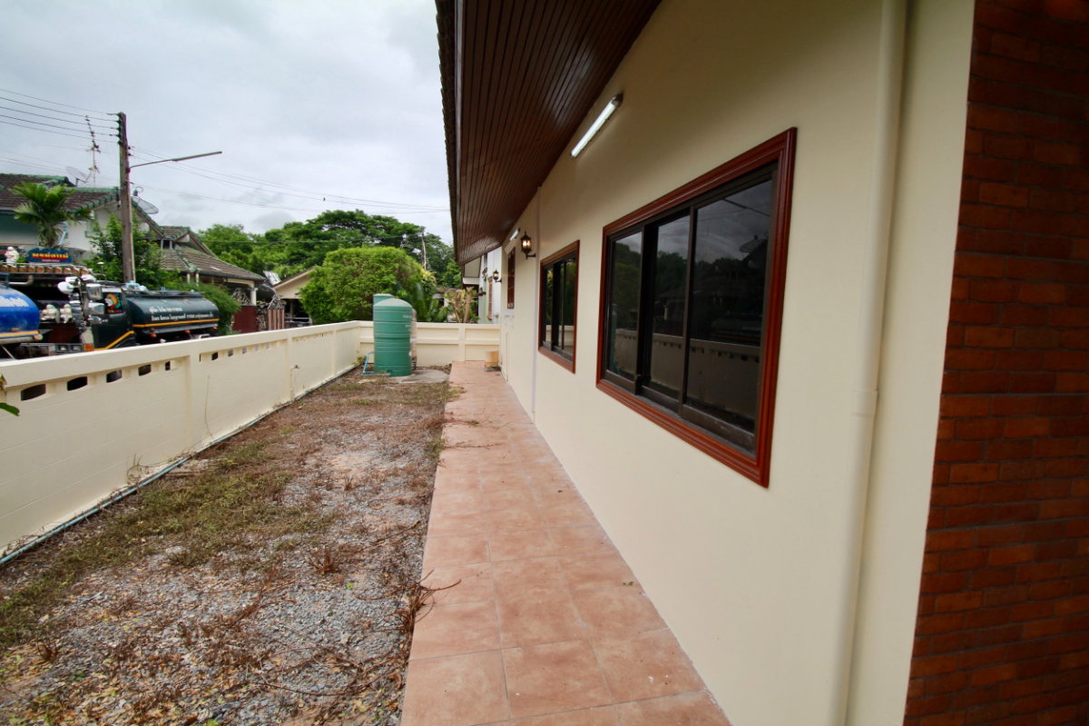 รูป ขายบ้านรีโนเวทหลังมุม 88 ตร.วา หมู่บ้านคงคอแรน ใกล้ป้าบุญคาเฟ่ 500 เมตร ทับมา ระยอง - รูปที่ 14/30