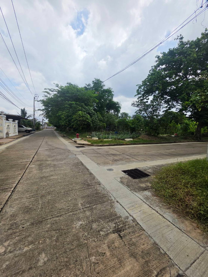 รูป sss552 ขายที่ดิน หมุ่บ้าน กฤษดากร 18 ถนนพุทธมณฑลสาย 3 - รูปที่ 11/12