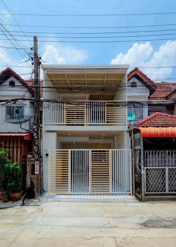 ✨ ขายด่วน! บ้านสวยรีโนเวทพร้อมอยู่ "หมู่บ้านพรทิพย์" ตรงข้ามตลาดบางศรีเมือง🏡