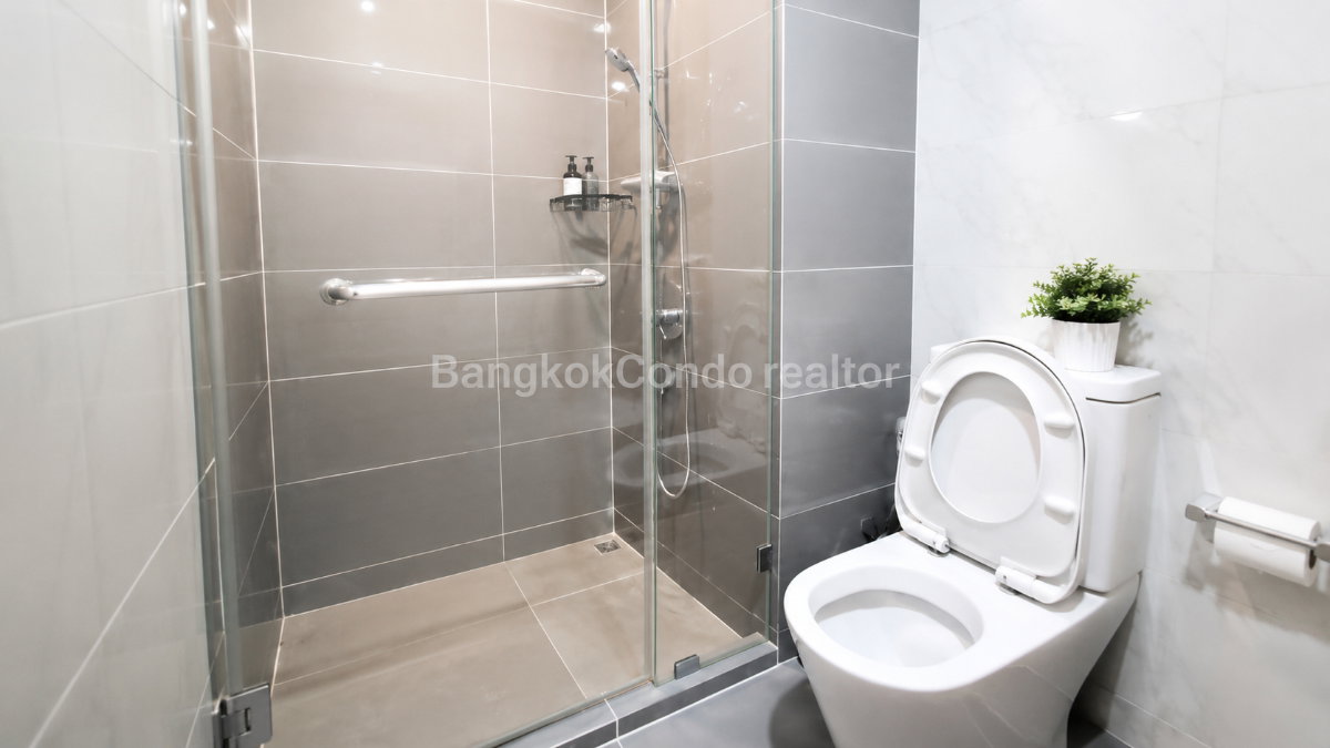 รูป 🍀🍀🍀 Prime Condo Location 🌸 ให้เช่า📌เอ็ม ทองหล่อ 10ใกล้รถไฟฟ้าBTS ทองหล่อ 📲 Line: @rent2022 🔖 Code : A00240 - รูปที่ 9/10