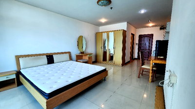 Condos for rent Sathorn Thani Tower : Lumpini Patk View | Studio for rent Nice View and Good Furnished