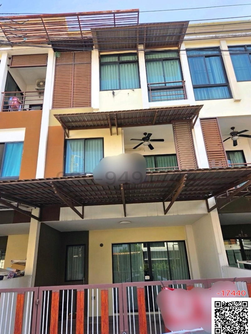 ทาวน์โฮมให้เช่า : เช่า โฮมออฟฟิต 3 ชั้น Sixnature วิภาวดี 60 ใกล้ Central ลาดพร้าว