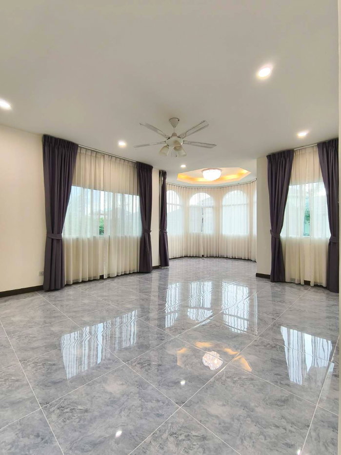 รูป บ้านเดี่ยวหลังใหญ่ราคาโดนใจ ขายต่ำกว่าราคาประเมินเป็นล้าน ม.ภัสสร 1 รังสิต คลอง 3 คลองหลวง แต่งพร้อมอยู่ - รูปที่ 18/21