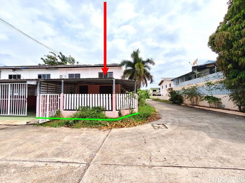 TOWN HOUSE 27 Sq.w. Klaeng Rayong for 1.3M