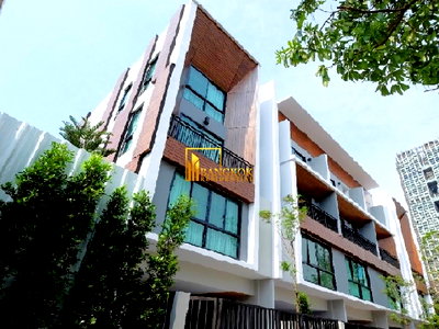 Townhouses for rent Chulalongkorn University : Modern 3 Bedroom Townhouse For Rent in Sathorn - BR8661TH