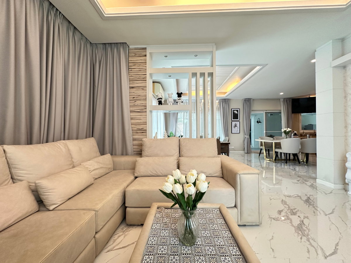 picture 🏡✨ Luxury Resort-Style Pool Villa for Rent 📍 Vararom Premium Watcharapol–Jatuchot - 10/14