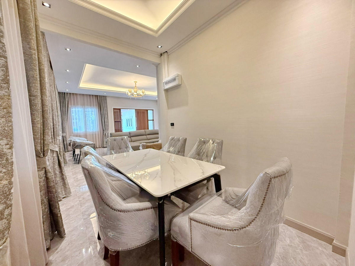picture Hk0070, House for rent 3 Br. Ratchada-Huai Khwang. - 6/9
