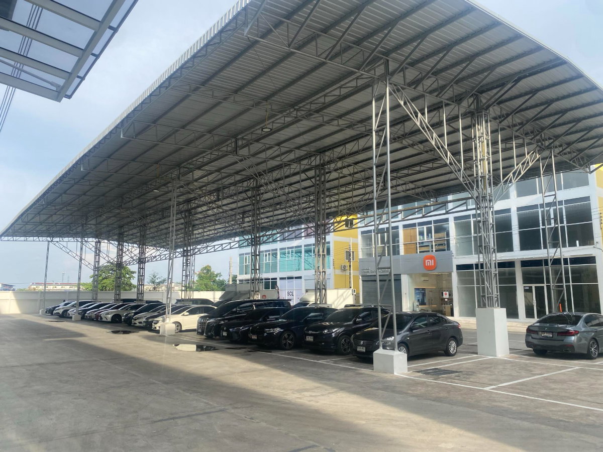 picture The Yellow Official Staion Luxury & Premium Zone Area - 2/10