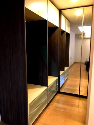 Condos for rent : 📌 For Rent Condo VIA 49 Building 1, Floor 3,1 bed room, Room size 46.00 sqm