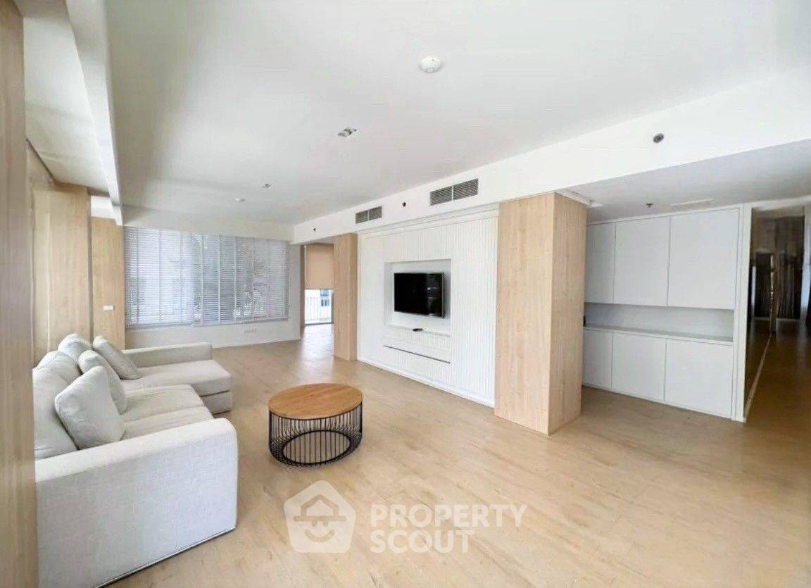 รูป คอนโด 3-ห้องนอน ที่ หลังสวน วิลล์ คอนโดมิเนียม ใกล้ BTS ราชดำริ (ID 2189348) - รูปที่ 1/16