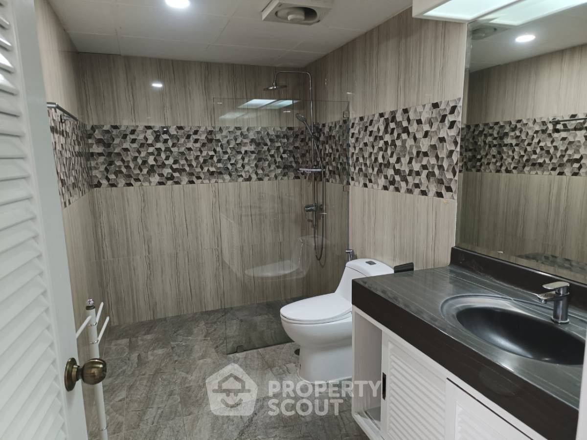 รูป คอนโด 2-ห้องนอน ที่ 49 สวีท ใกล้ BTS ทองหล่อ (ID 1520598) - รูปที่ 2/10