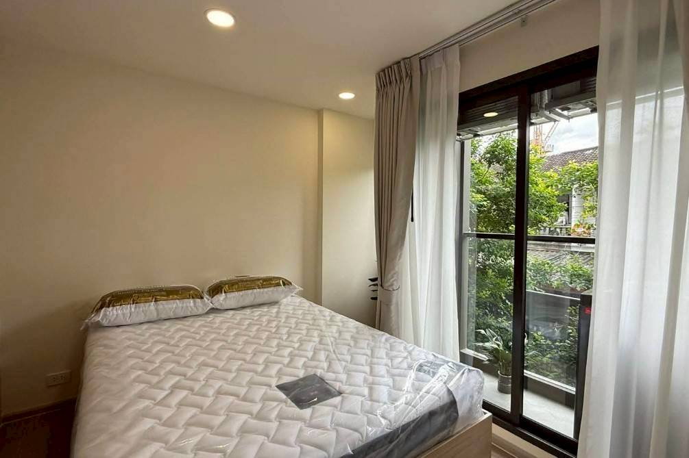 รูป 🌿 Cozy 1BR ใกล้ BTS บางจาก 🚆 ห้องน่าอยู่ วิวต้นไม้สบายตา 🍃 พร้อมเข้าอยู่ทันที ✨ เพียง 12,000/เดือน 🤍 - รูปที่ 2/8