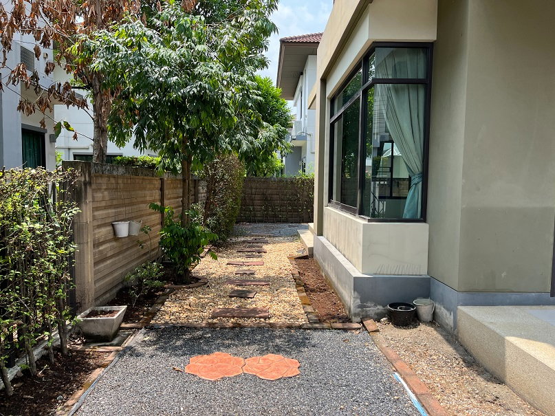 รูป ให้เช่า บ้านเดี่ยว 2 ชั้น มบ. สราญสิริ พหลโยธิน-สายไหม (3 ห้องนอน, 2 ห้องน้ำ, พร้อมที่จอดรถ 2 คัน) - รูปที่ 10/12