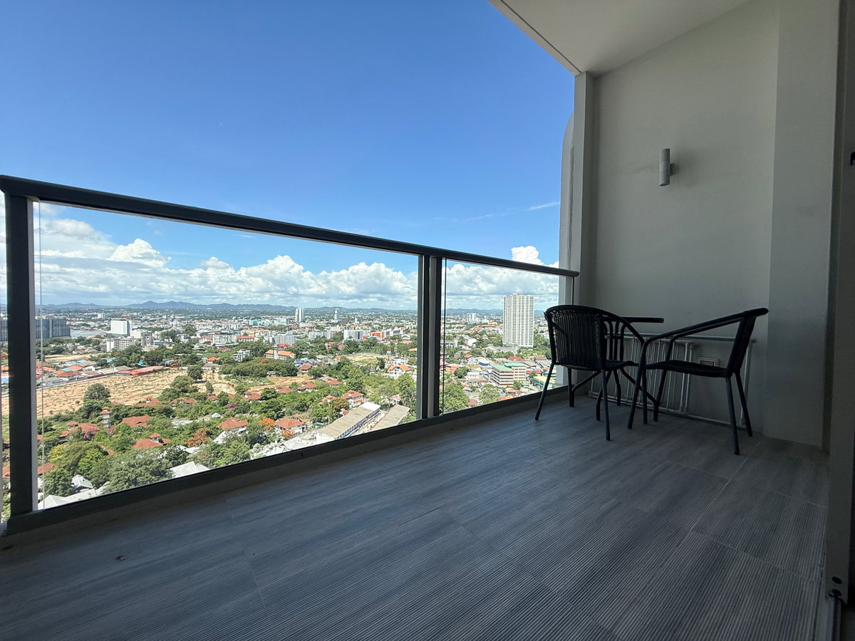 รูป The Riviera Wongmat Beach SeaView Free‼️Internet WiFi included  - รูปที่ 23/25