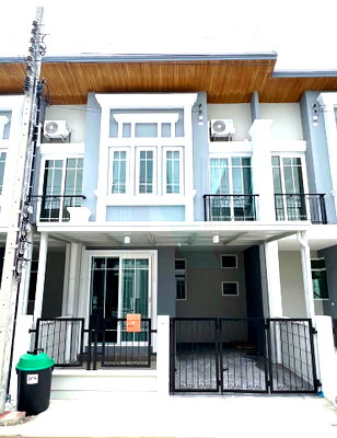 Townhouses for rent Samut Prakarn : For Rent 2-story Townhouse GOLDEN TOWN SUKHUMVIT - LASALLE 2 bedroom 2 bathroom