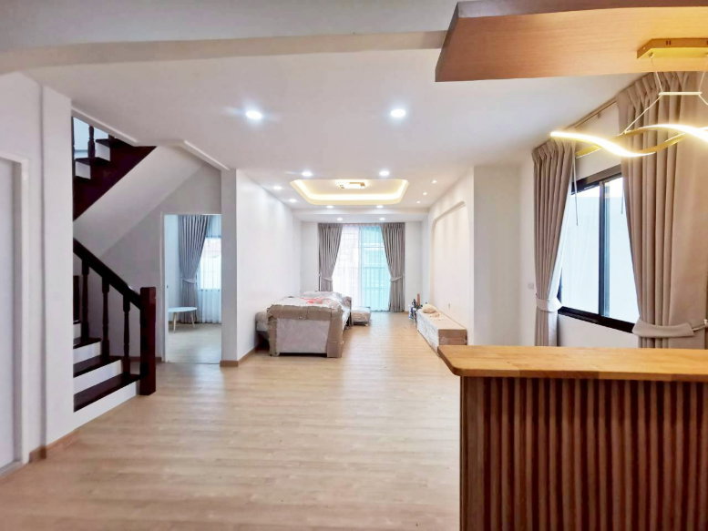 รูป ขายบ้านเดี่ยวรีโนเวทใหม่ : หมู่บ้านชลลดา สายไหม-วัดเกาะ เนื้อที่ 50 ตารางวา 4 ห้องนอน 2 ห้องน้ำ - รูปที่ 2/10
