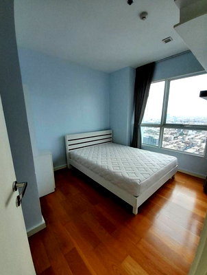 คอนโดให้เช่า : Condolette Ize Ratchathewi  Nearby BTS Ratchathewi 50 m.  1 Bed, 1 Bath   Floor 22